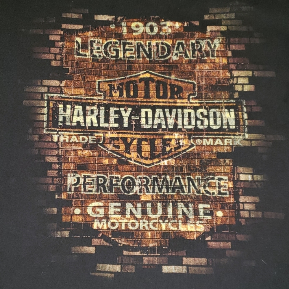Harley Davidson black tee shirt